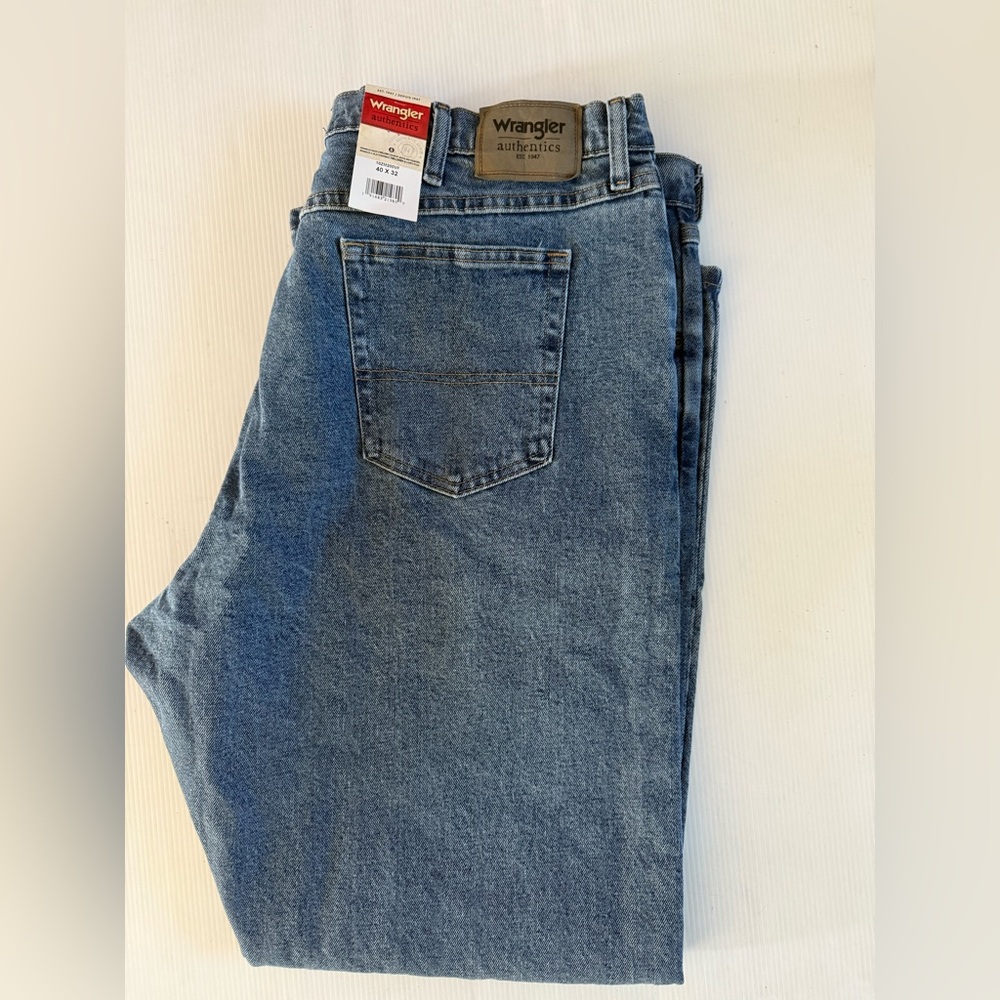 Wrangler Authentic 10ZM200VF Jeans Men's Size 40 X 32 Light Wash NWT